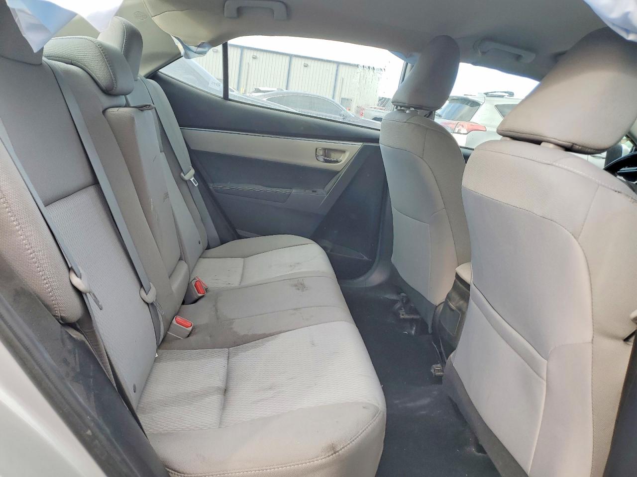 2016 TOYOTA COROLLA L photo 10