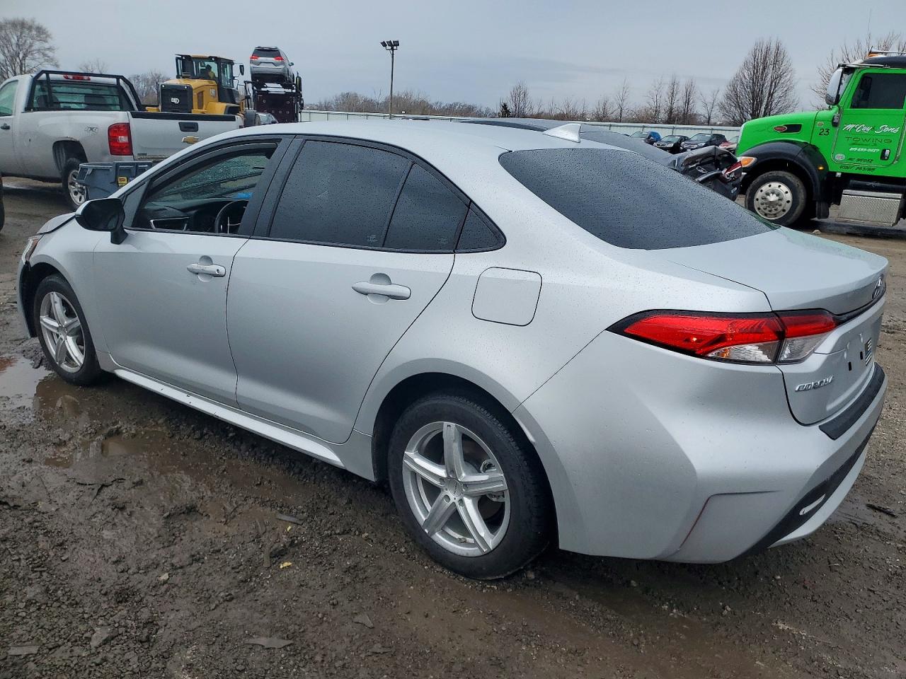 2022 TOYOTA COROLLA LE photo 2