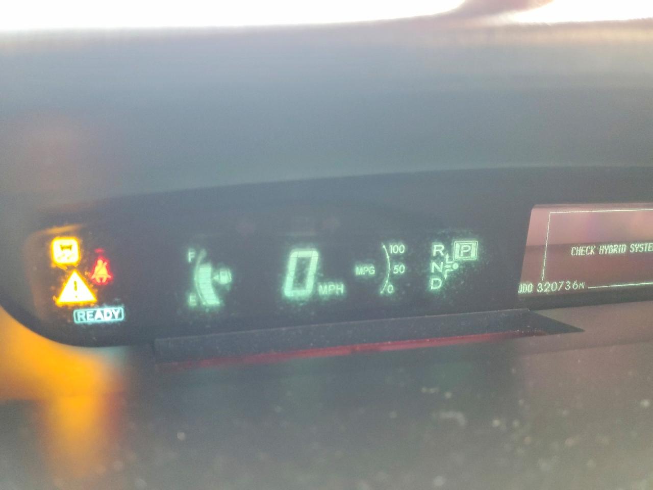 2010 TOYOTA PRIUS photo 9