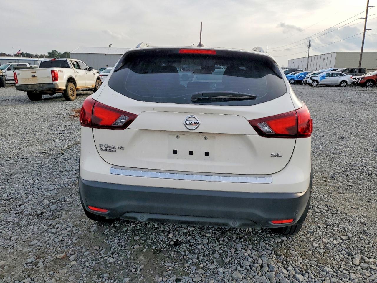 2019 NISSAN ROGUE SPORT S photo 6