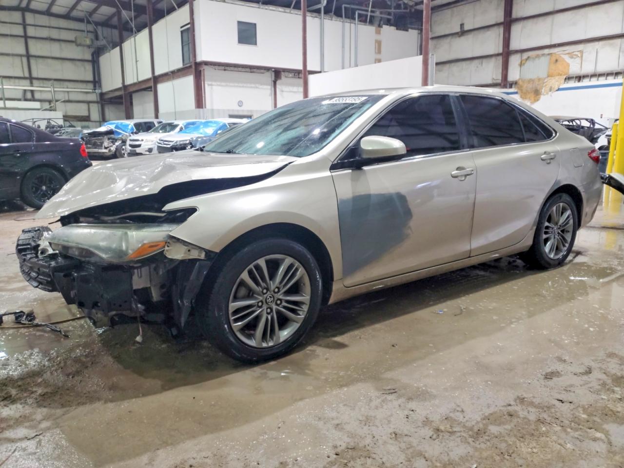 2016 TOYOTA CAMRY