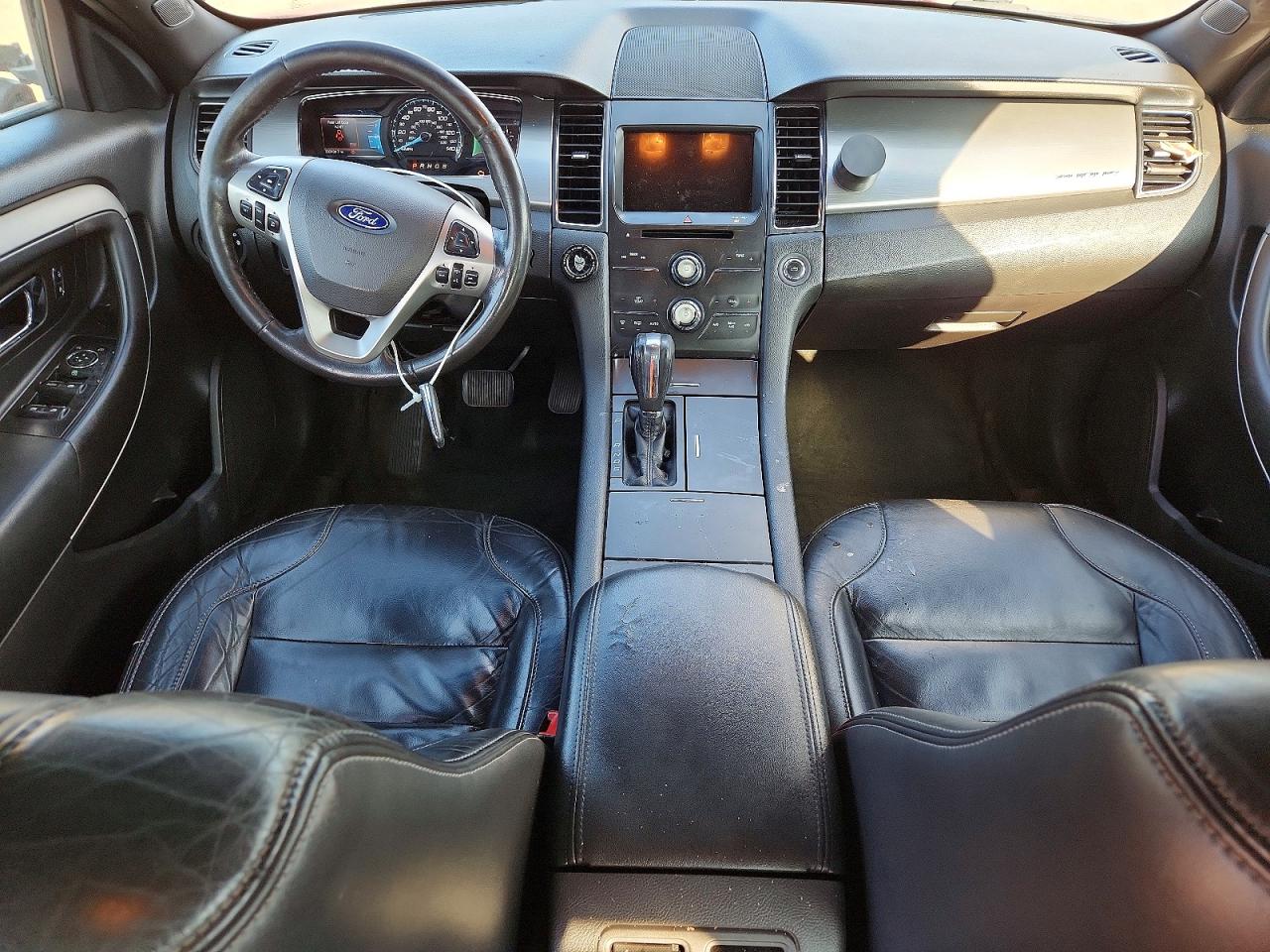 2016 FORD TAURUS SEL photo 8