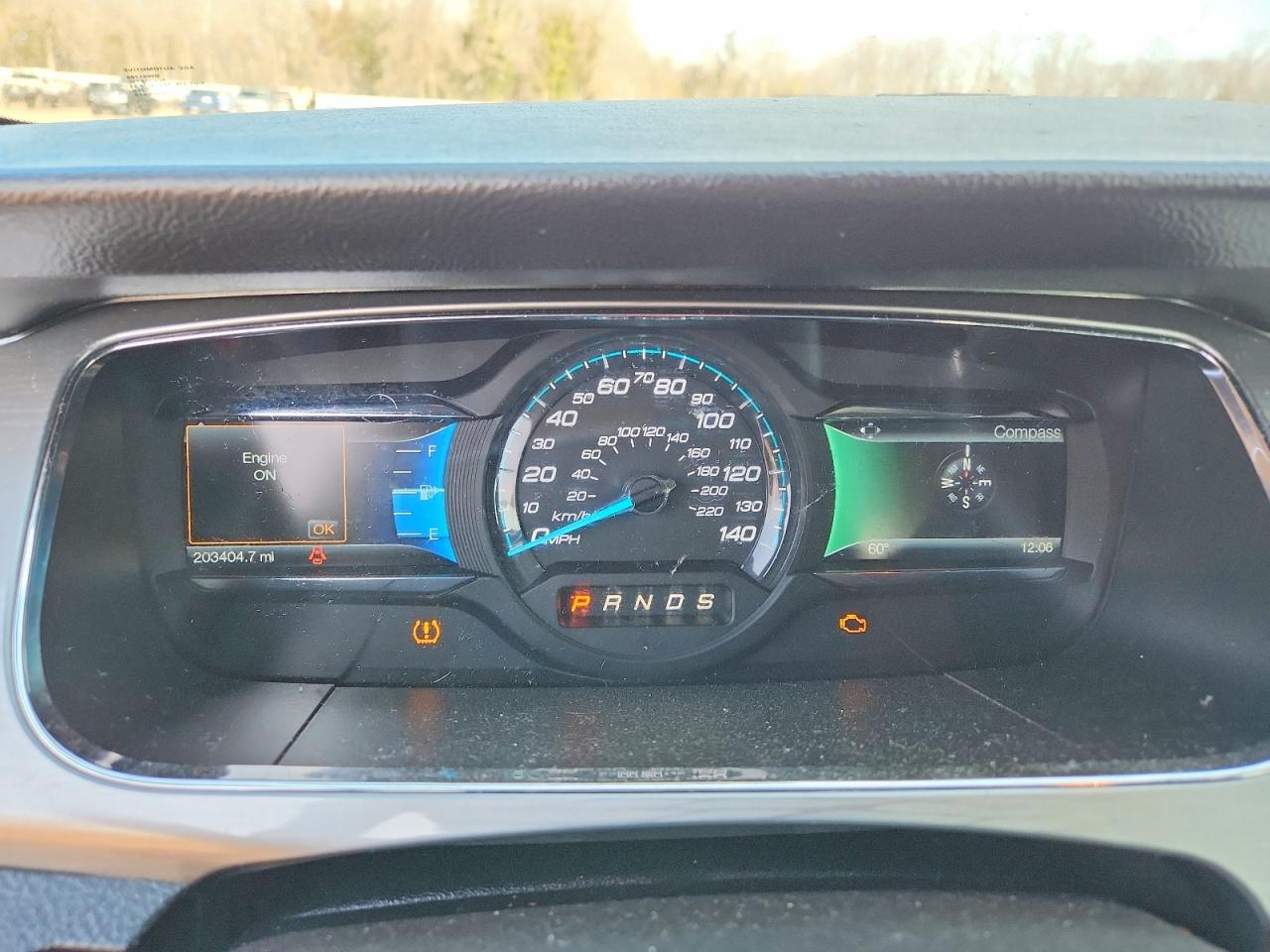 2016 FORD TAURUS SEL photo 9