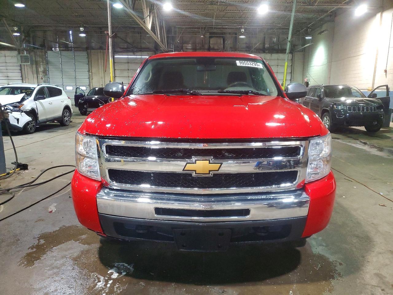 2010 CHEVROLET SILVERADO K1500 photo 5