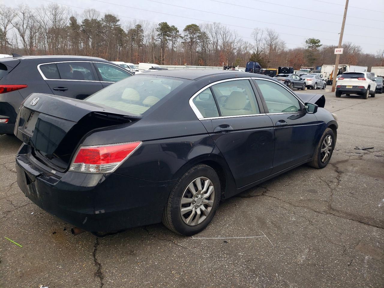 2009 HONDA ACCORD LX photo 3