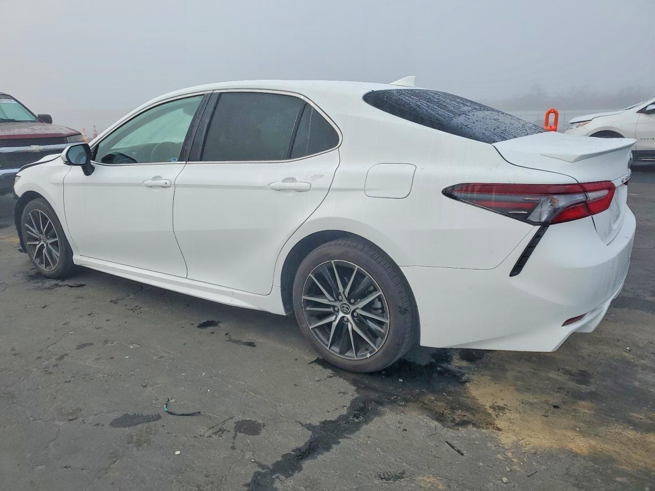 2024 TOYOTA CAMRY SE NIGHT SHADE photo 2