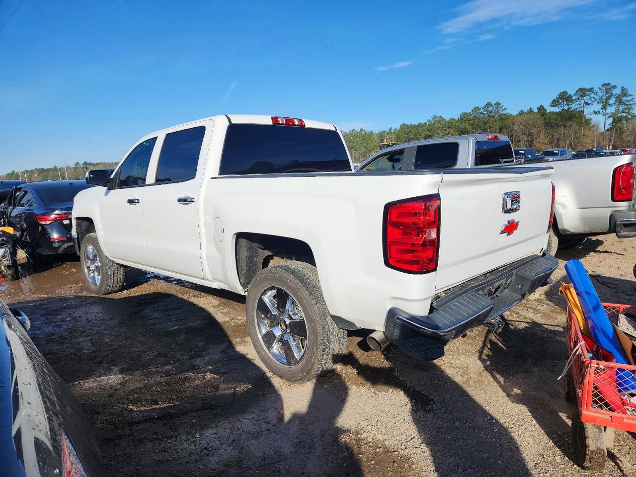 2015 CHEVROLET SILVERADO C1500 LT photo 2