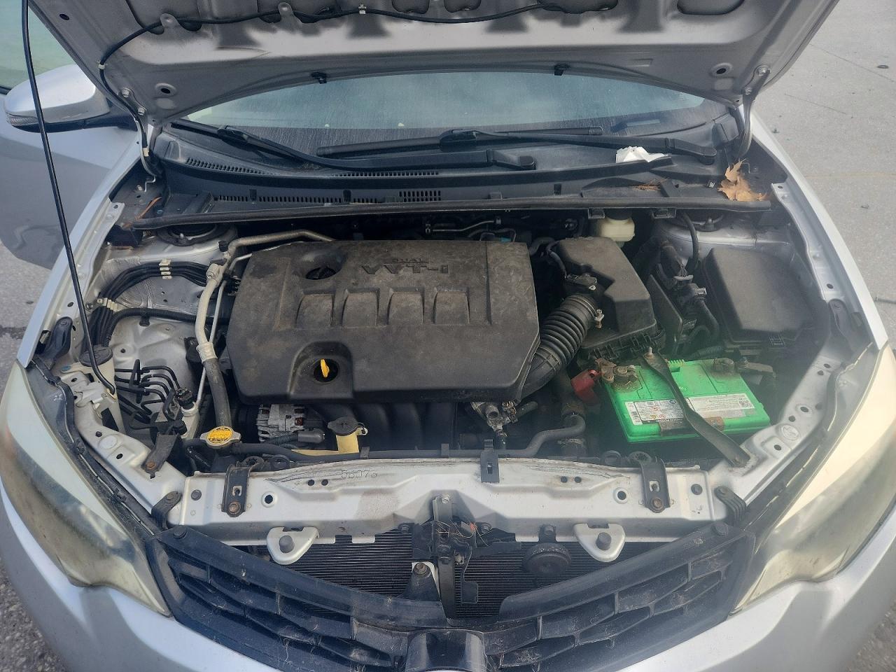2015 TOYOTA COROLLA L photo 21