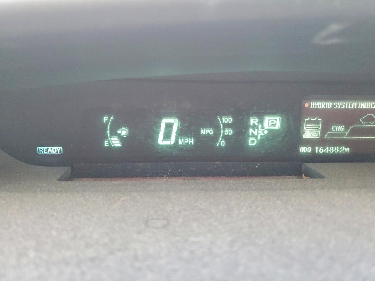 2014 TOYOTA PRIUS photo 9