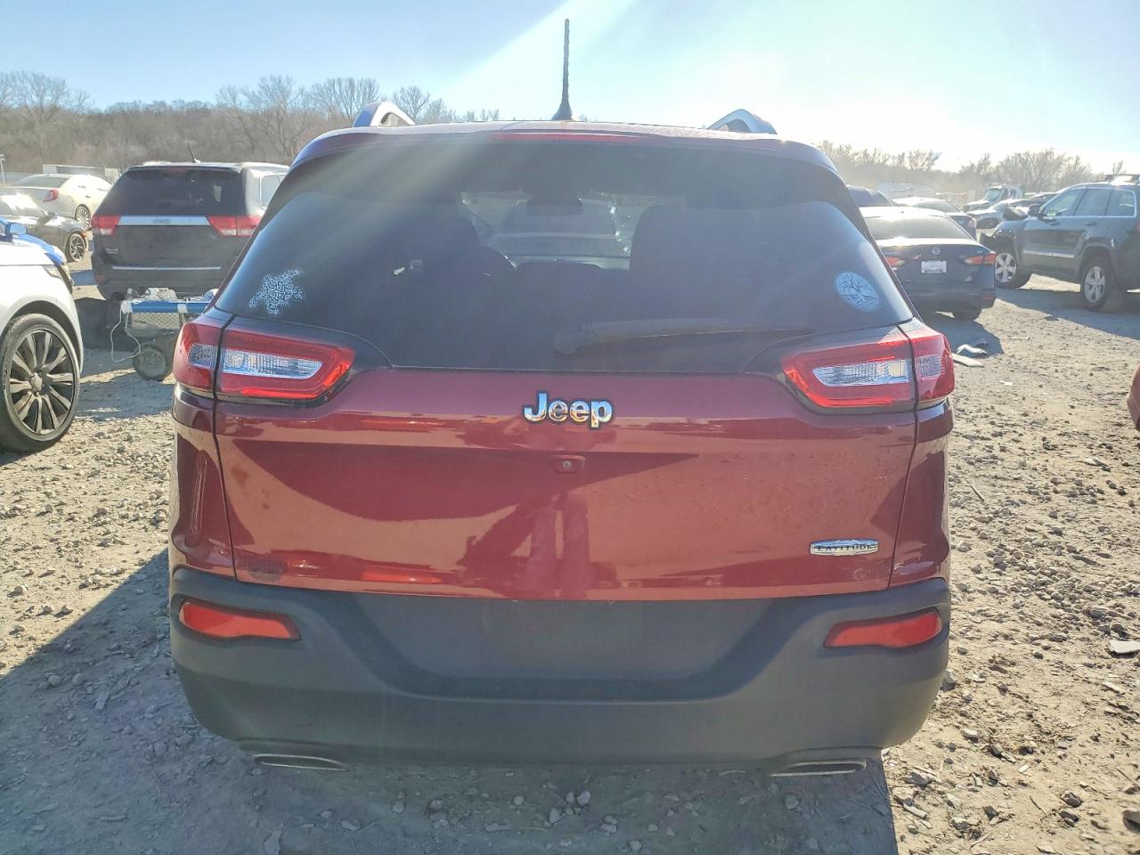 2015 JEEP CHEROKEE LATITUDE photo 6
