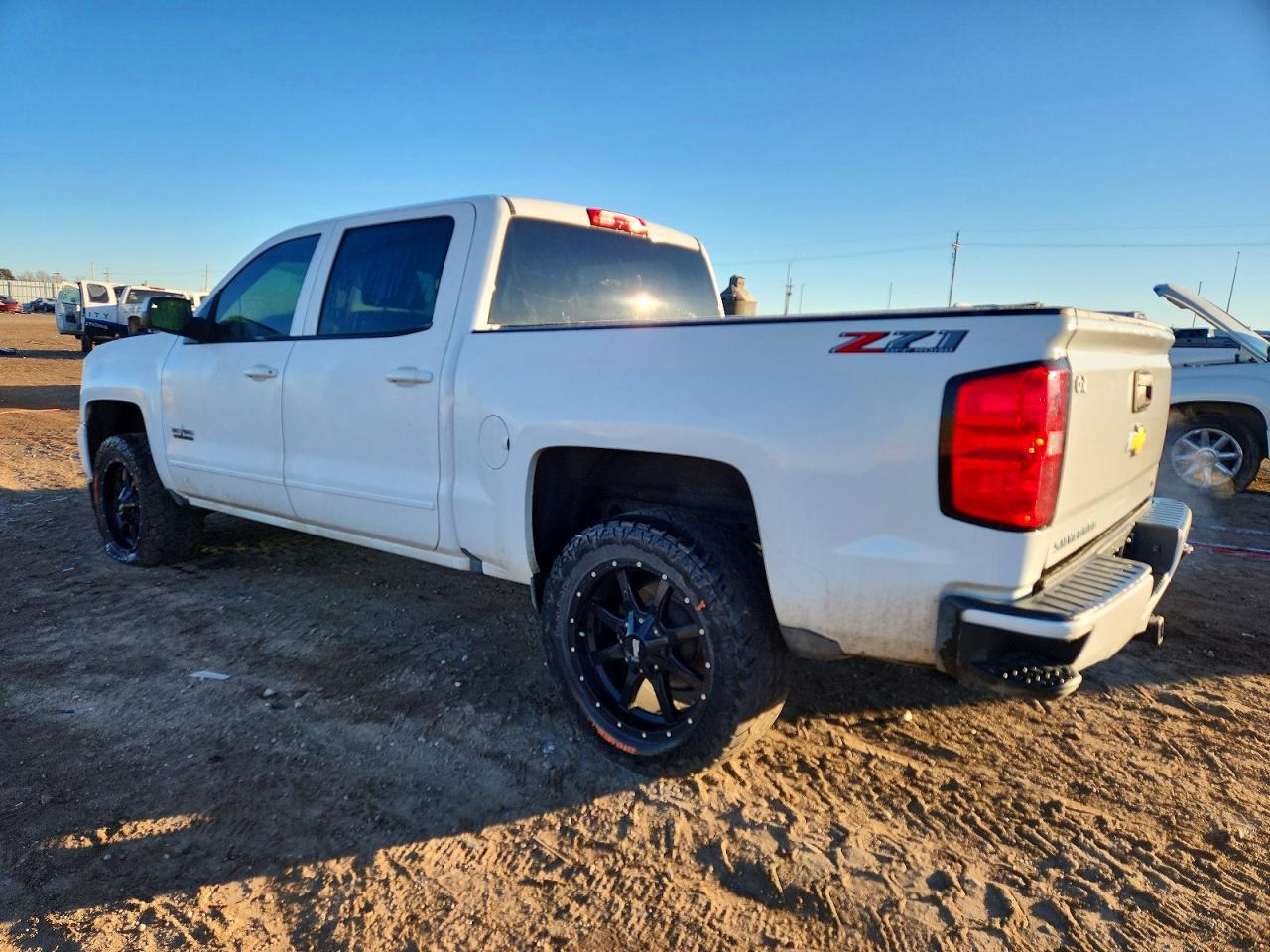 2018 CHEVROLET SILVERADO K1500 LT photo 2