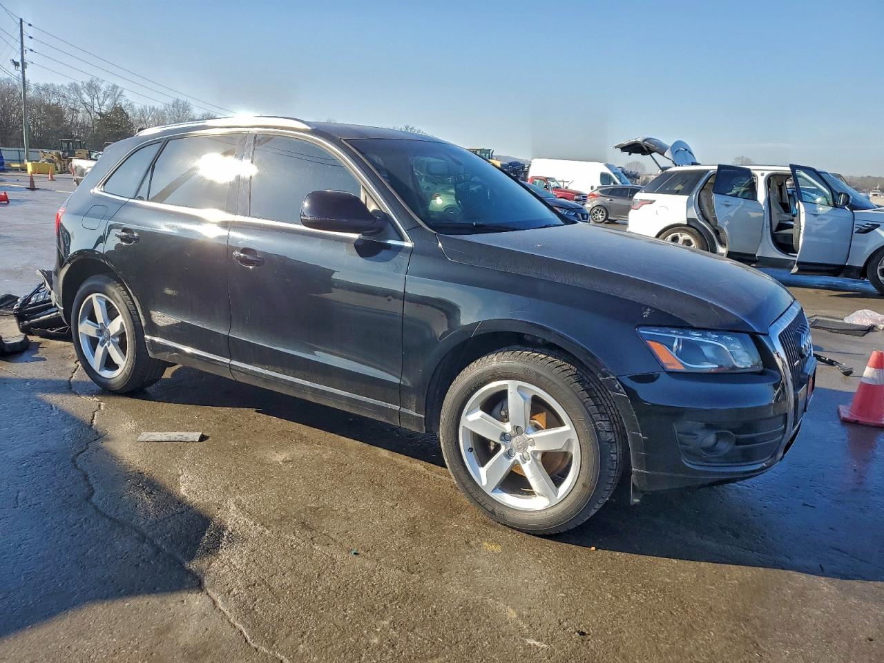 2012 AUDI Q5 PREMIUM PLUS photo 4