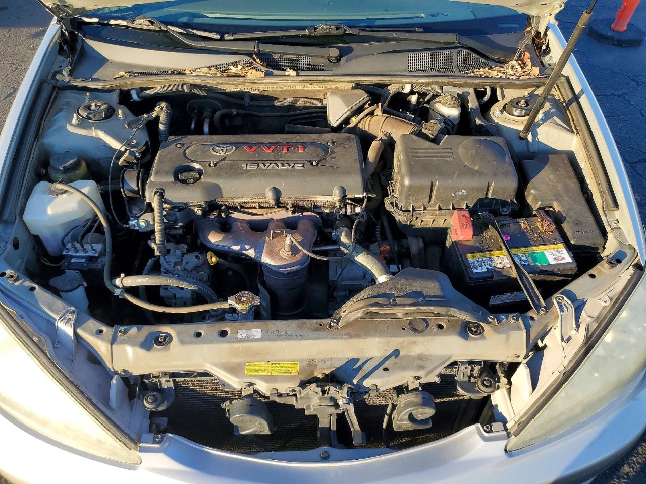 2005 TOYOTA CAMRY LE photo 11