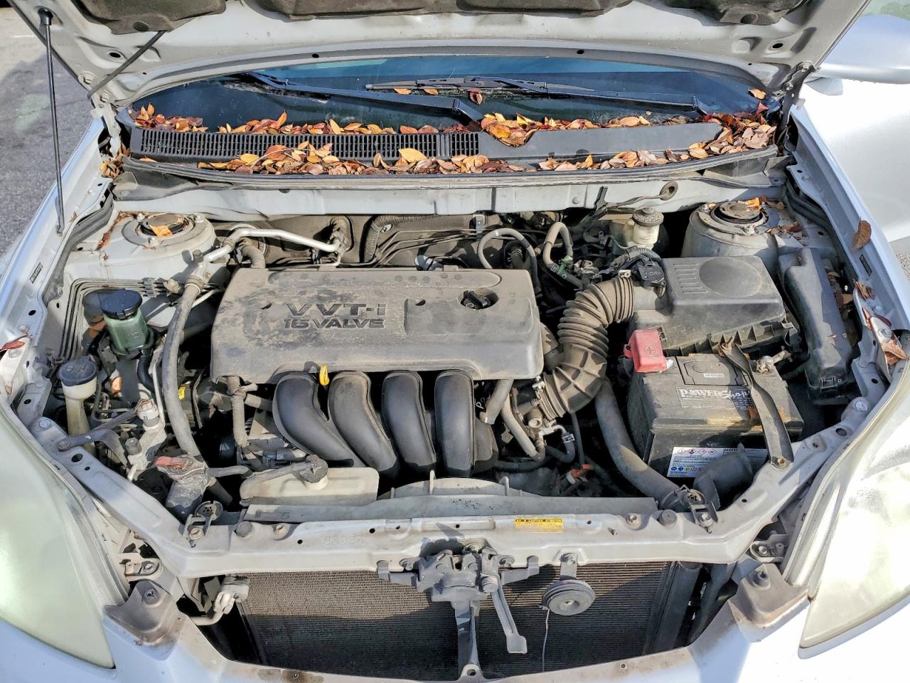2005 TOYOTA COROLLA MATRIX XR photo 11