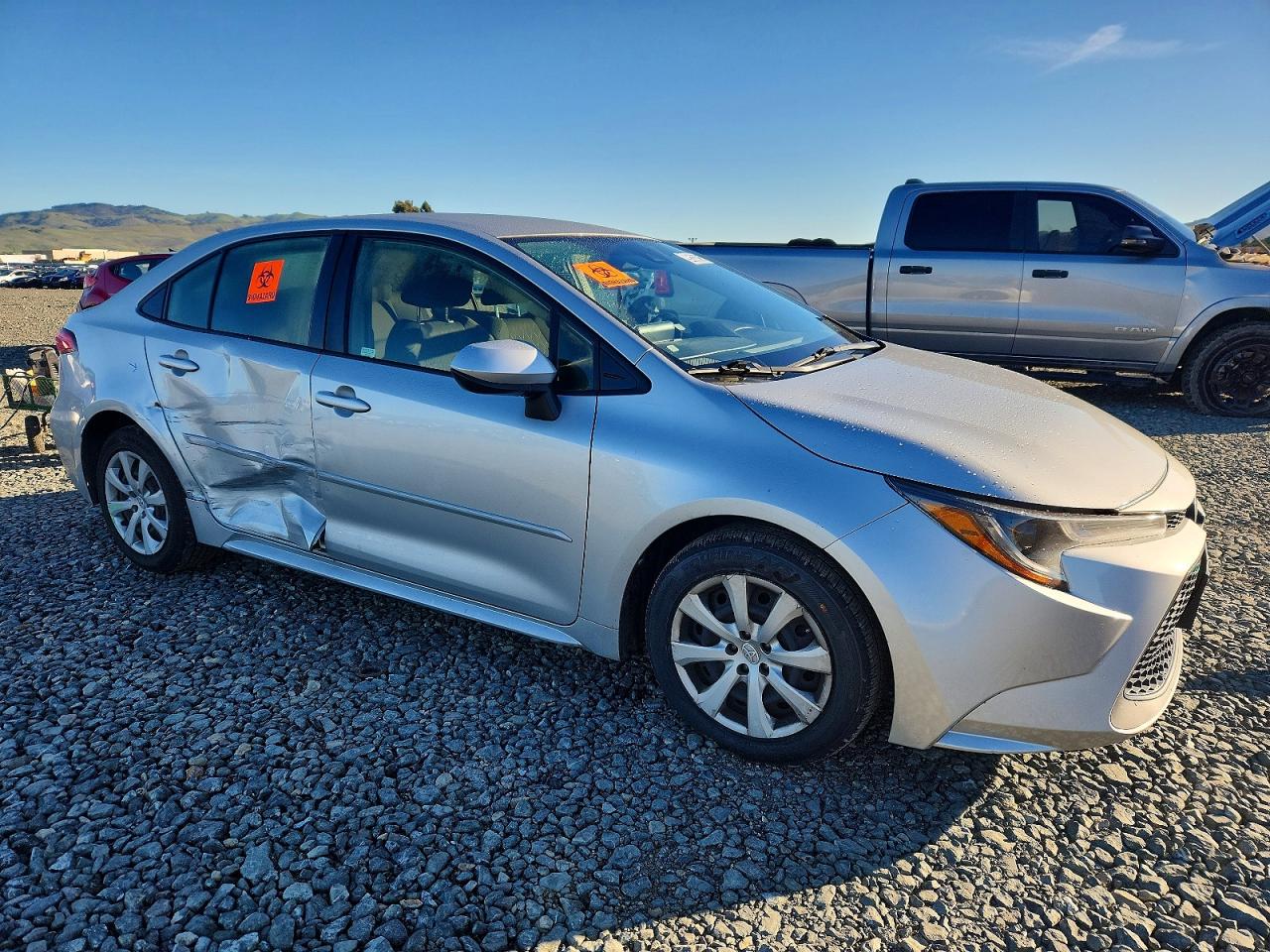 2021 TOYOTA COROLLA LE photo 4