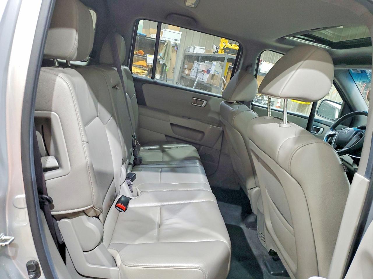 2012 HONDA PILOT EXL photo 21