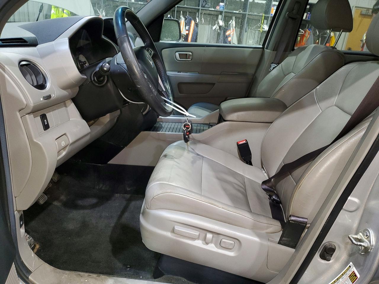 2012 HONDA PILOT EXL photo 13