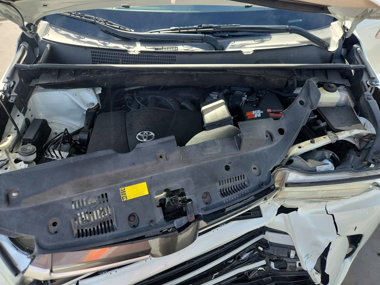 2017 TOYOTA HIGHLANDER XLE photo 12