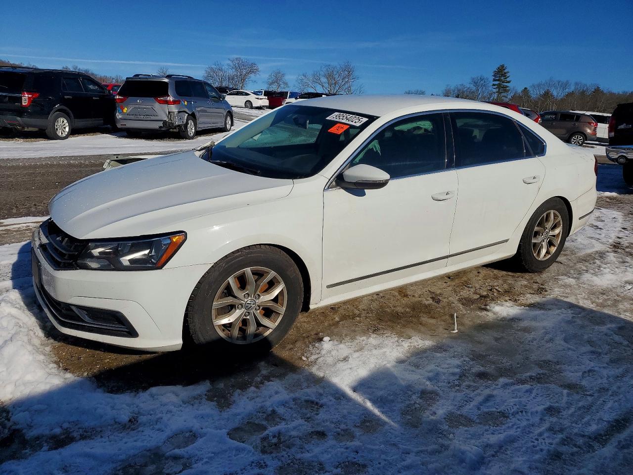 2017 VOLKSWAGEN PASSAT