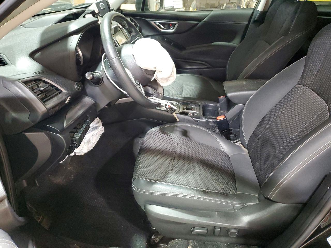 2019 SUBARU FORESTER PREMIUM photo 7