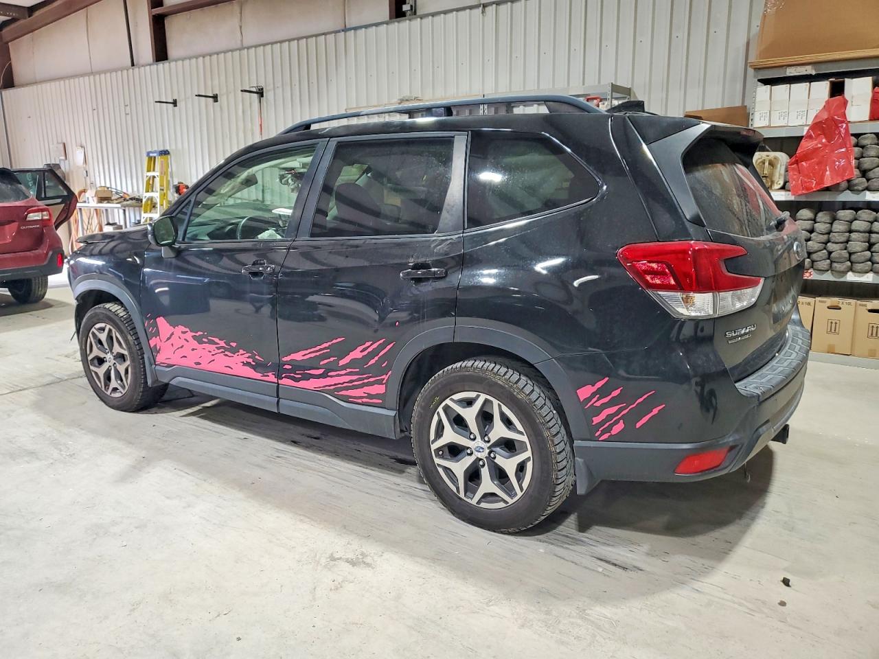 2019 SUBARU FORESTER PREMIUM photo 2