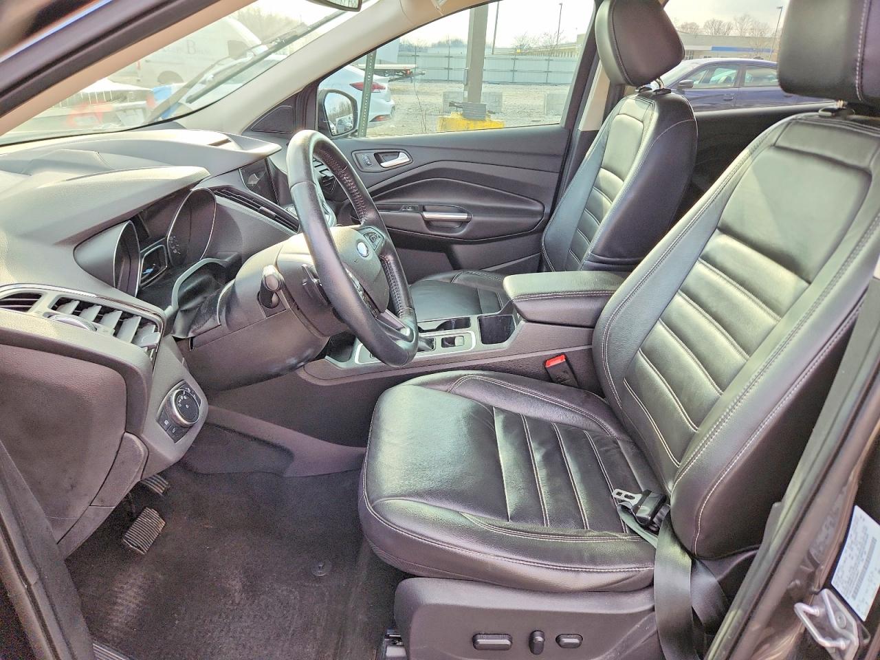 2017 FORD ESCAPE TITANIUM photo 7