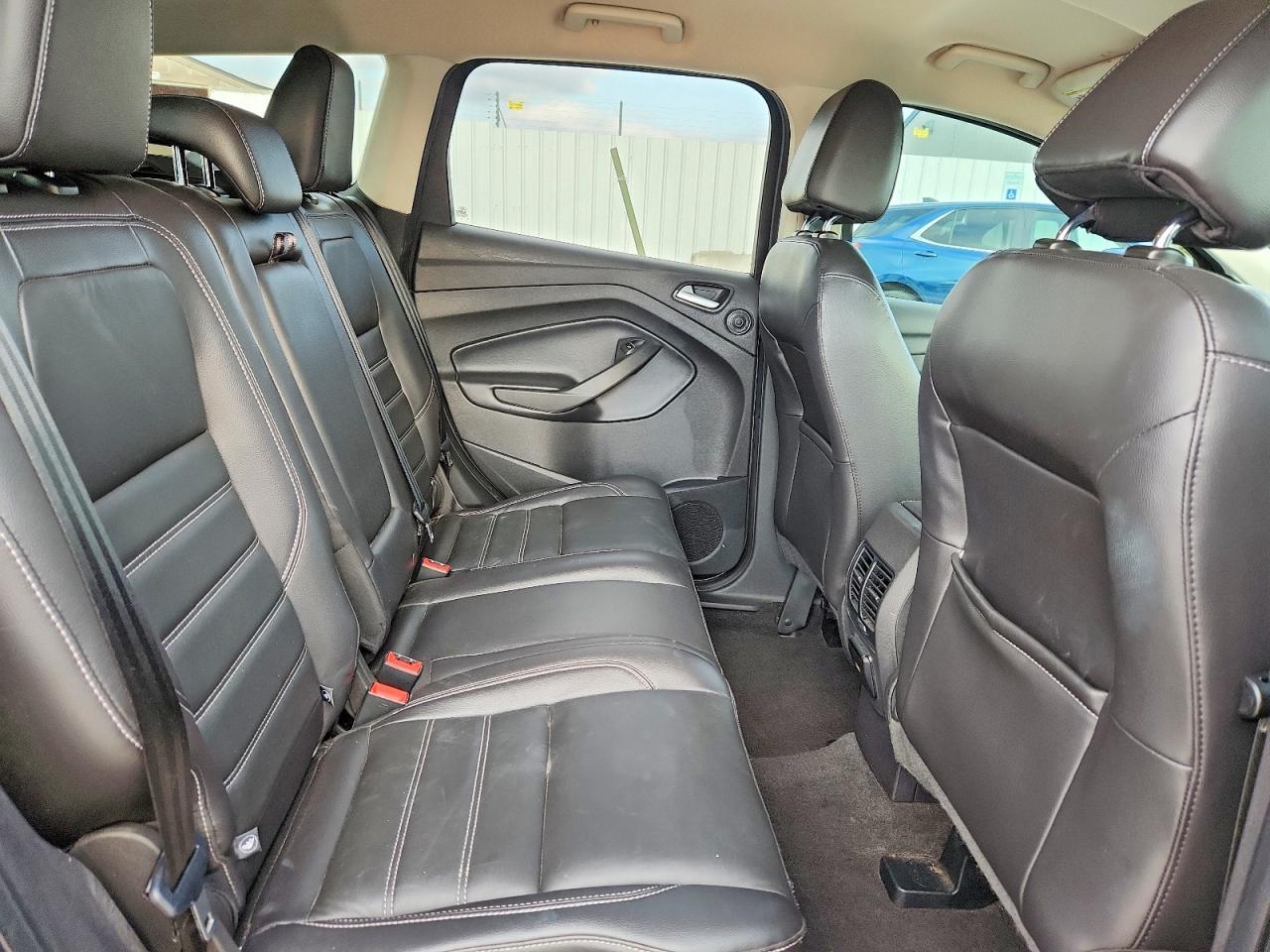 2017 FORD ESCAPE TITANIUM photo 11