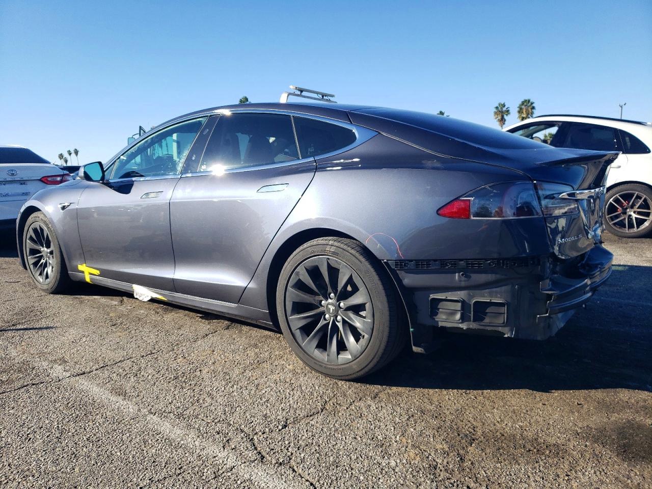 2018 TESLA MODEL S photo 2