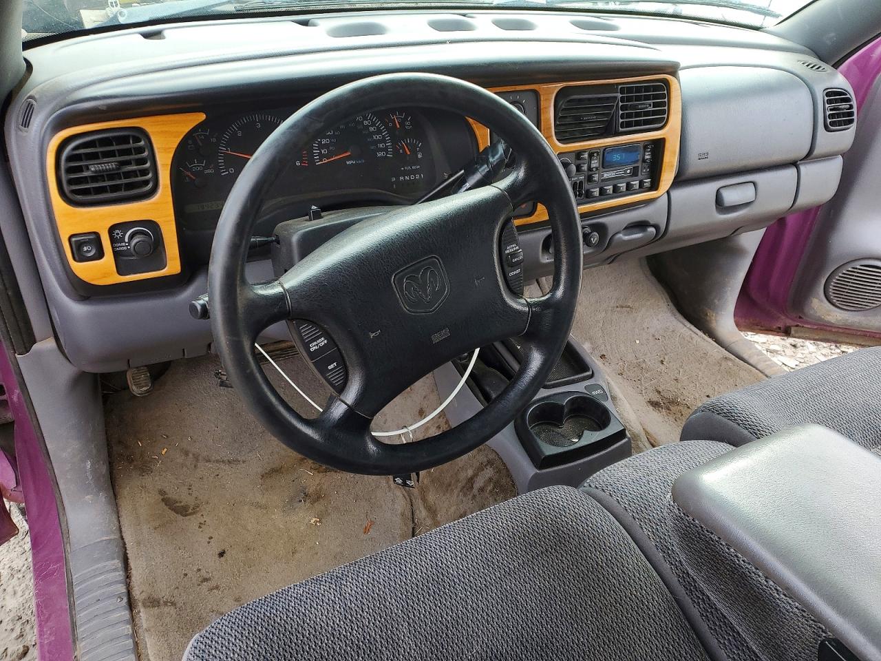 1997 DODGE DAKOTA photo 8