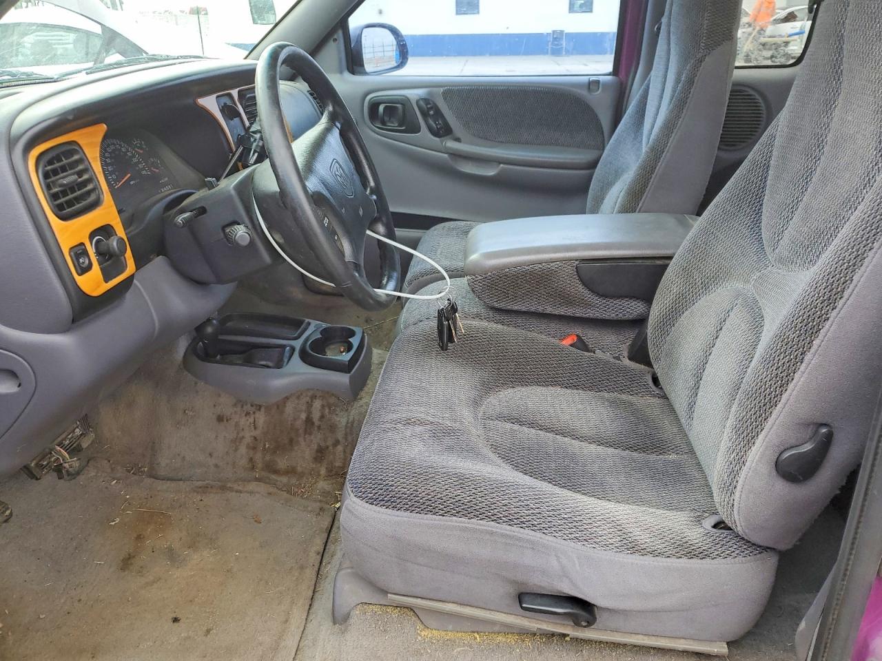 1997 DODGE DAKOTA photo 7