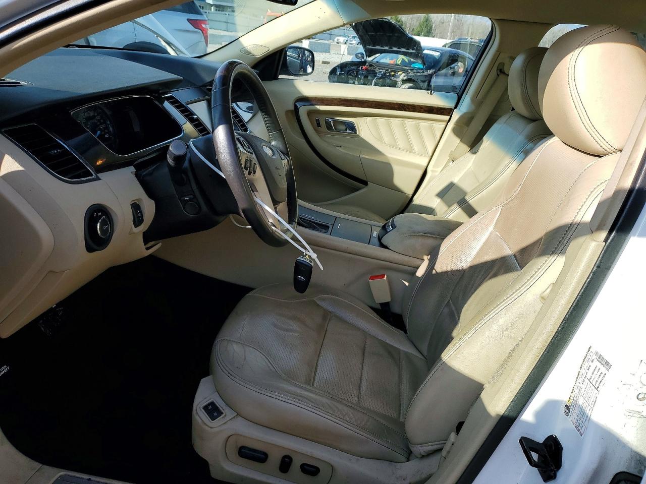 2015 FORD TAURUS LIMITED photo 7