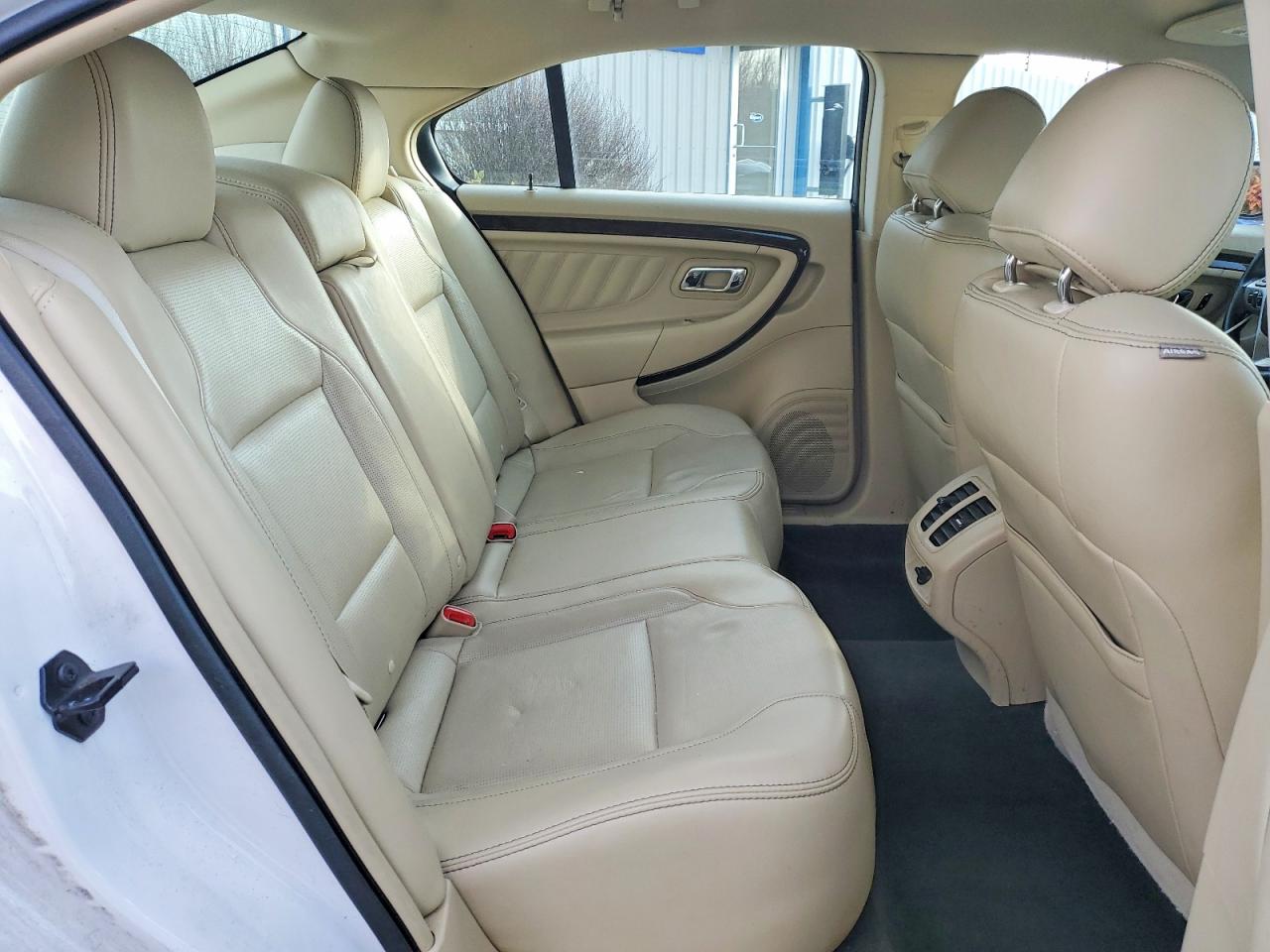 2015 FORD TAURUS LIMITED photo 10