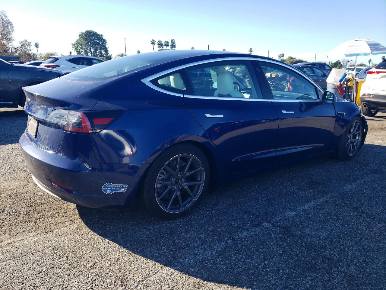 2020 TESLA MODEL 3 photo 3