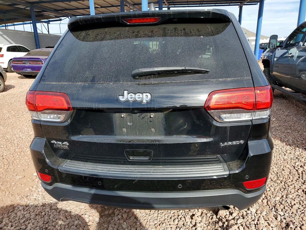 2022 JEEP GRAND CHEROKEE LAREDO E photo 6