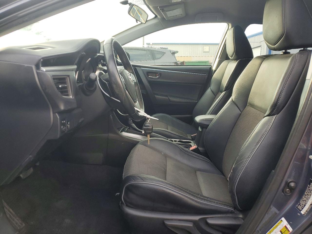 2015 TOYOTA COROLLA L photo 7