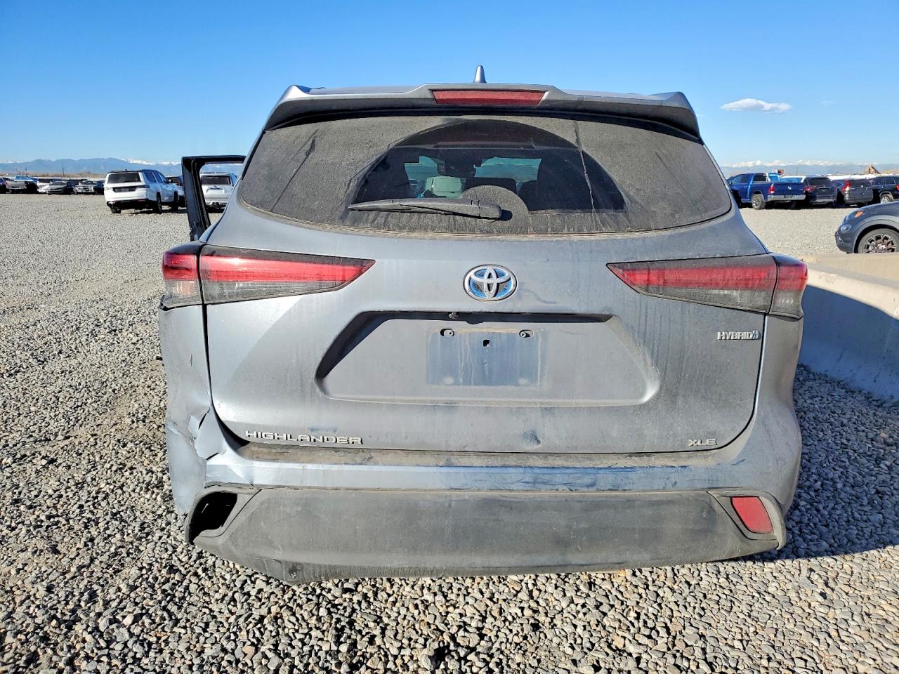 2021 TOYOTA HIGHLANDER HYBRID XLE photo 6