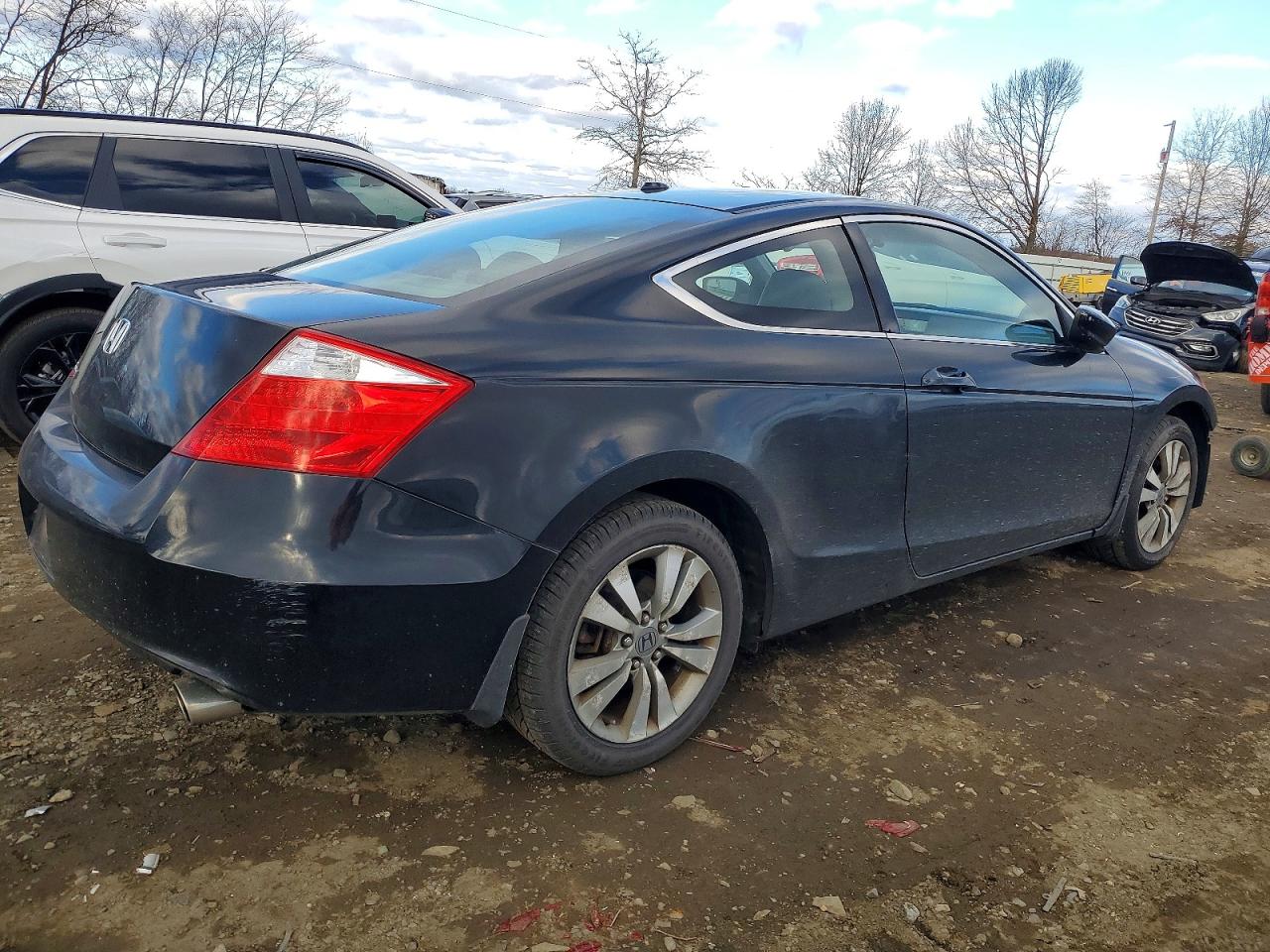 2010 HONDA ACCORD EXL photo 3