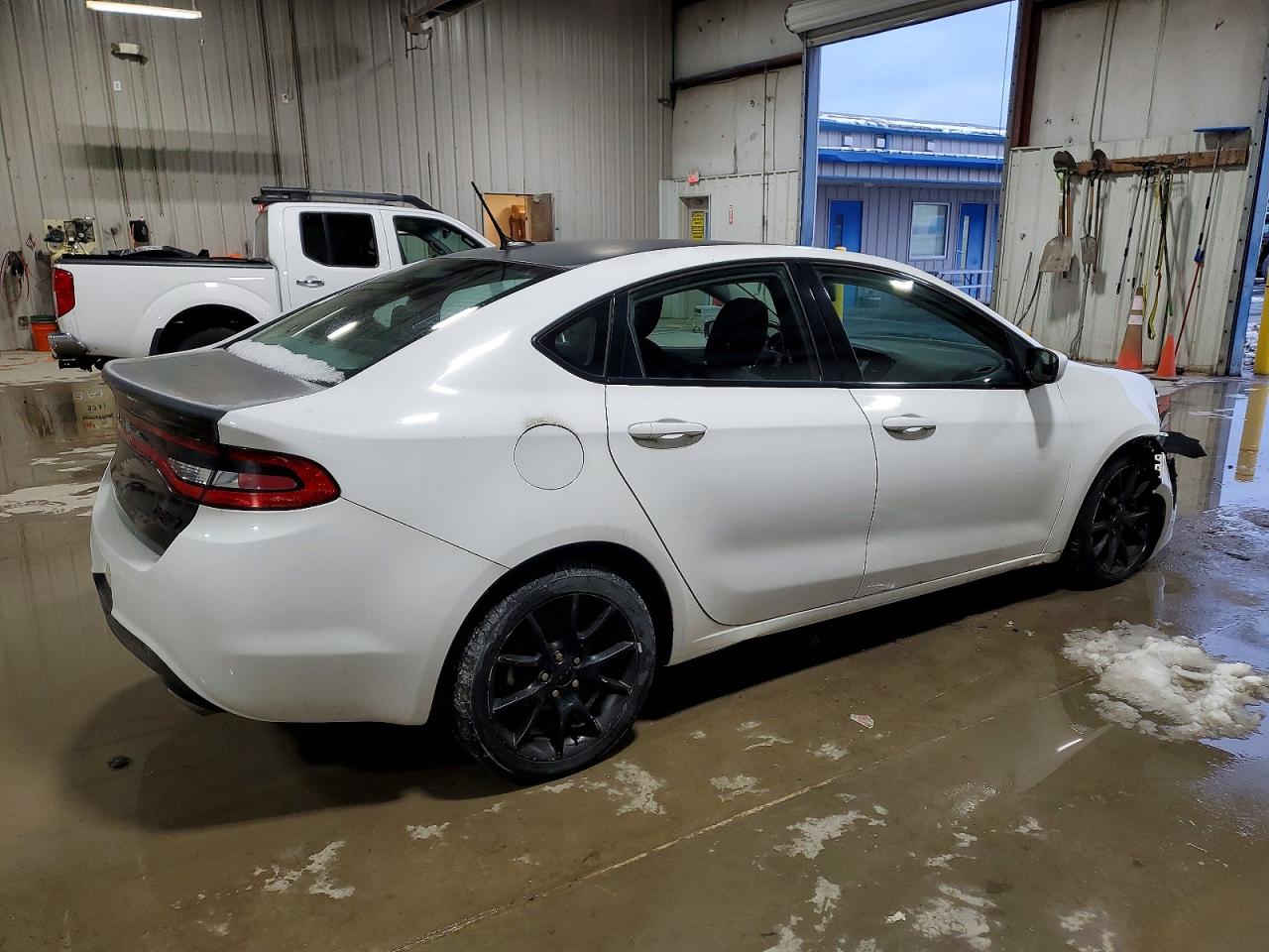 2013 DODGE DART SXT photo 3