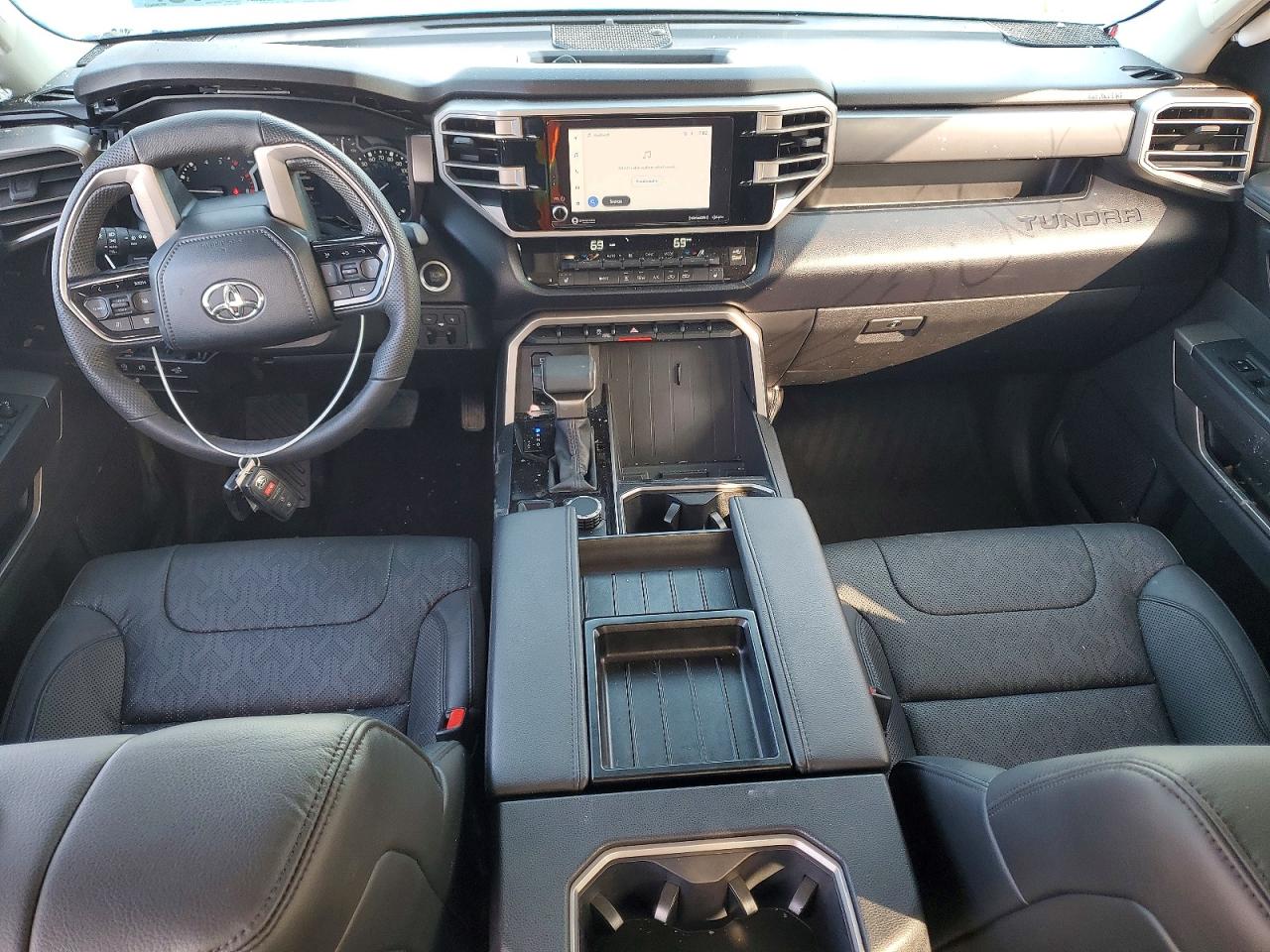2024 TOYOTA TUNDRA CREWMAX SR photo 8