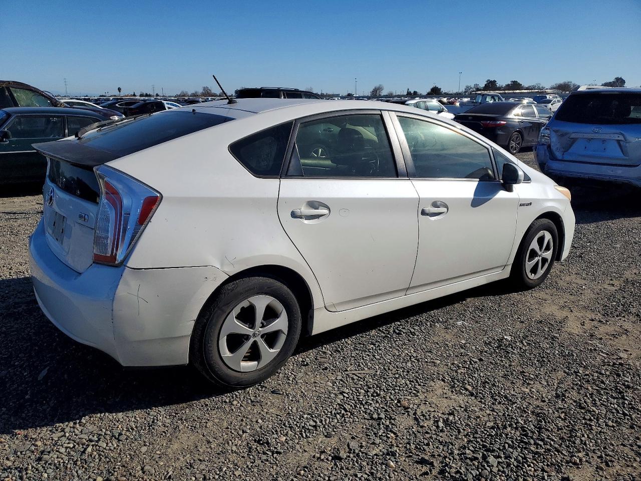 2012 TOYOTA PRIUS TWO photo 3