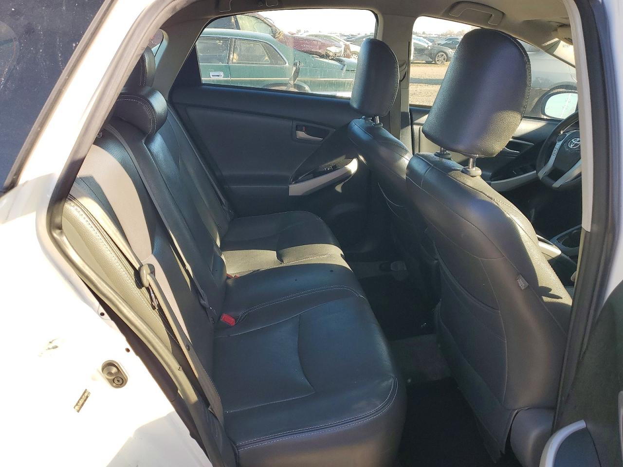2012 TOYOTA PRIUS TWO photo 10