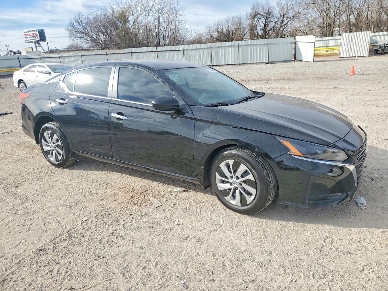 2025 NISSAN ALTIMA S photo 4
