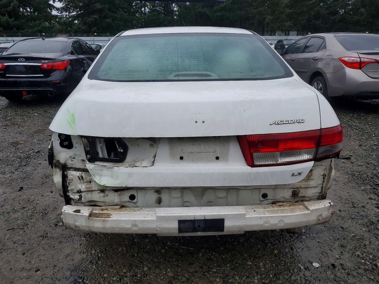 2004 HONDA ACCORD LX photo 6