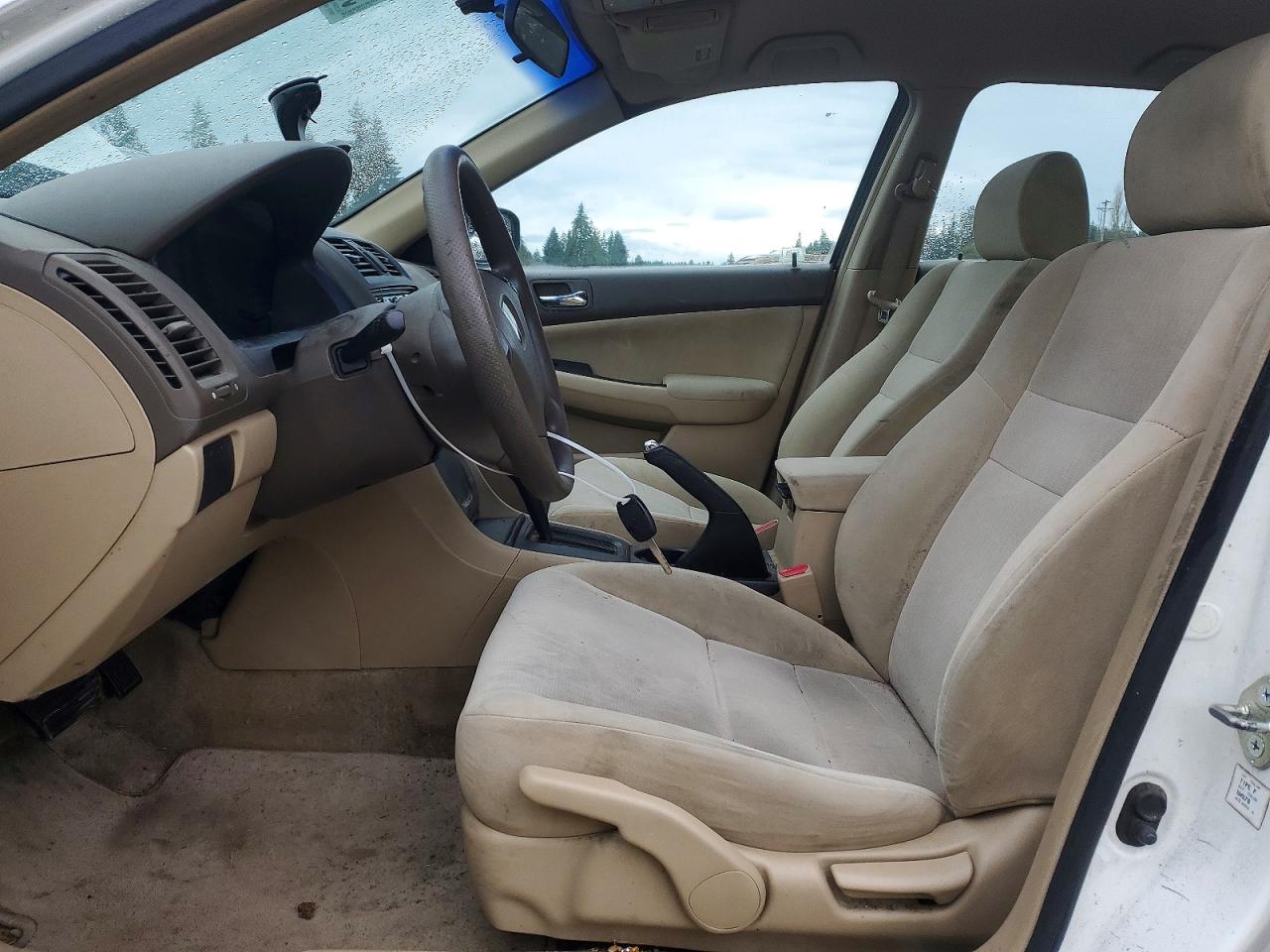 2004 HONDA ACCORD LX photo 7