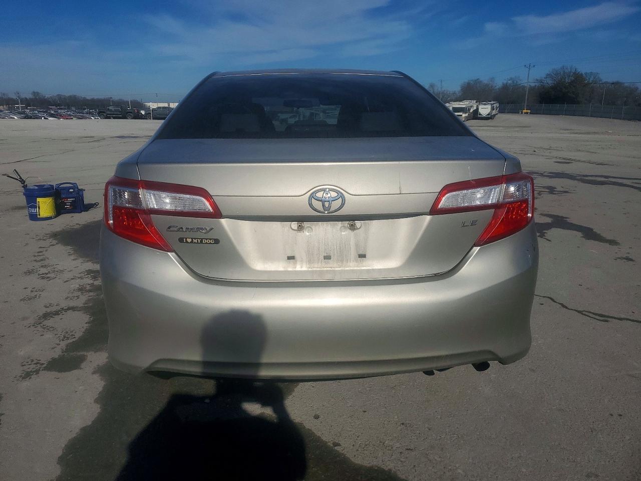 2013 TOYOTA CAMRY L photo 6