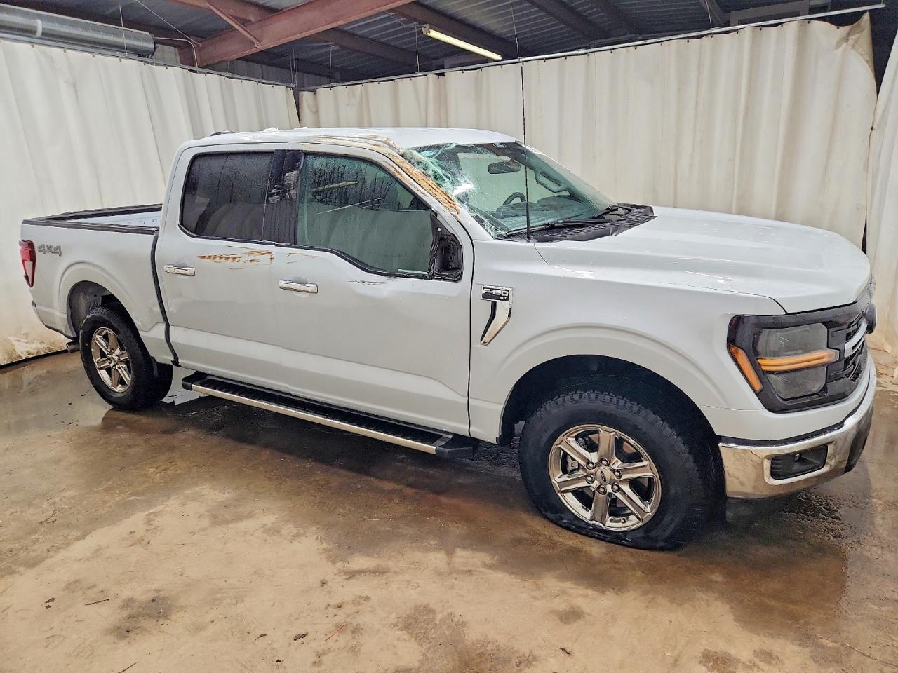 2025 FORD F150 XLT photo 4