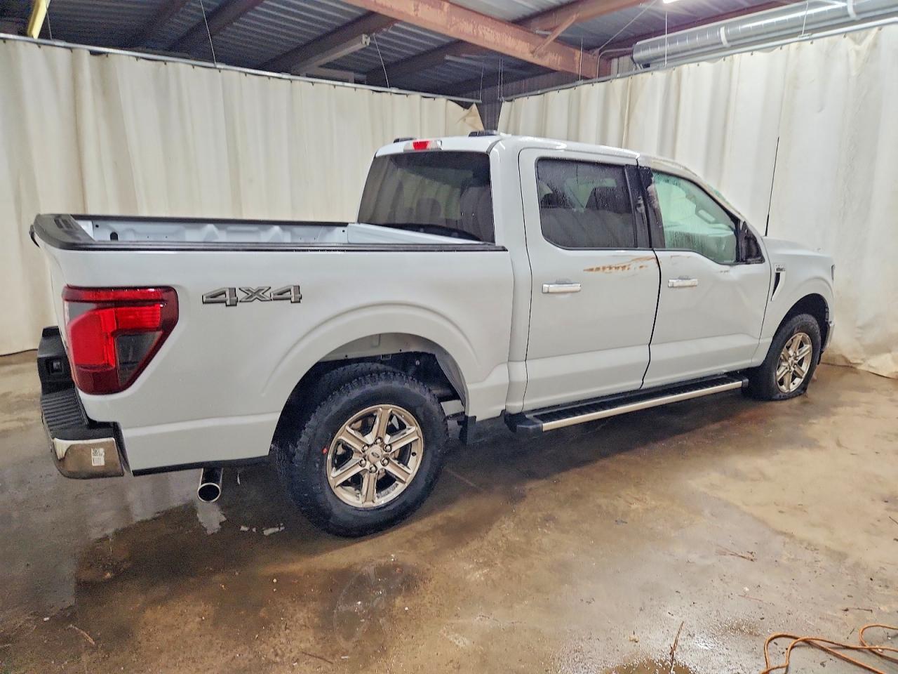 2025 FORD F150 XLT photo 3