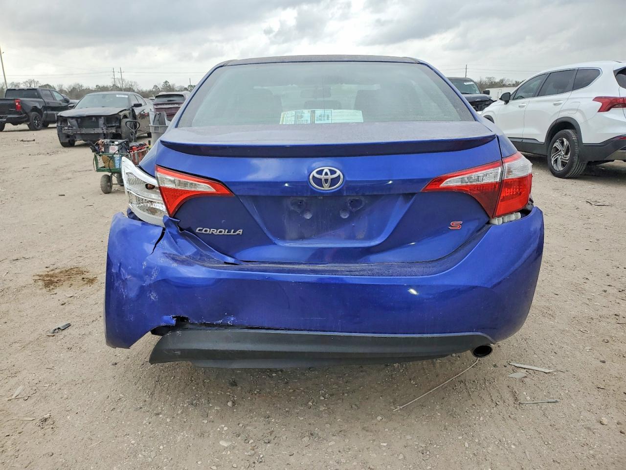 2015 TOYOTA COROLLA L photo 6