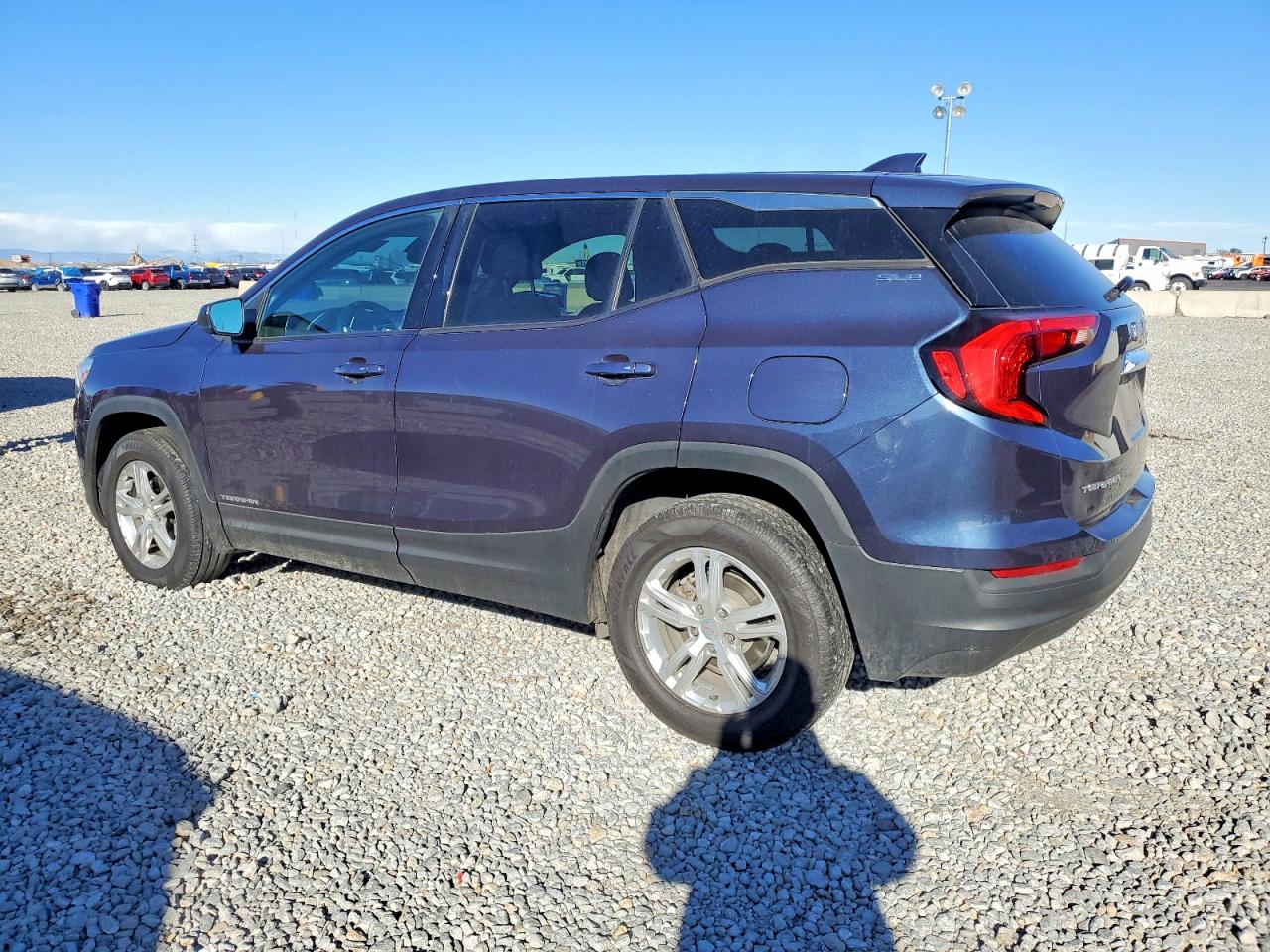 2018 GMC TERRAIN SLE photo 3