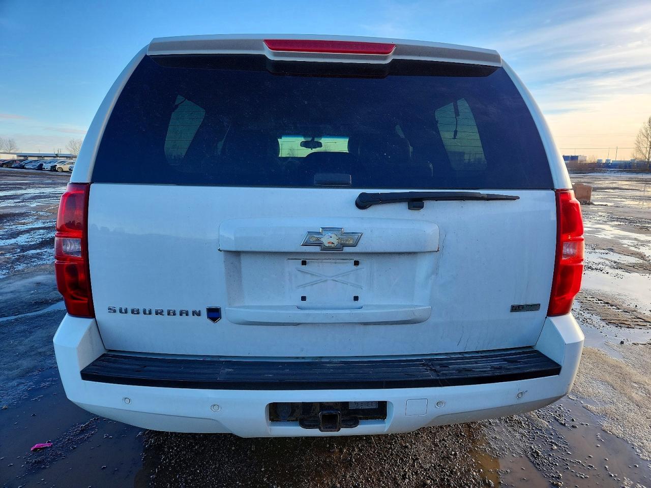 2010 CHEVROLET SUBURBAN K1500 LT photo 6